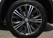 Volkswagen Tiguan 9