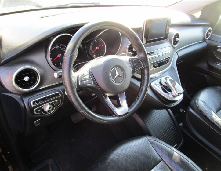 Mercedes-Benz Třídy V Kombi 2,1 l 140 kw