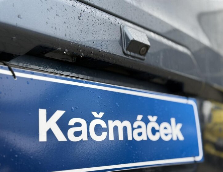 Ford Tourneo Custom 11