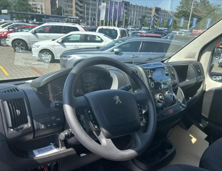 Peugeot Boxer Skříň 2,2 l 103 kw