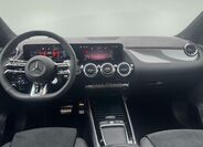 Mercedes-Benz GLA 11