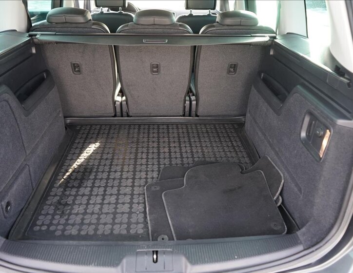 Seat Alhambra MPV 2,0 l 135 kw