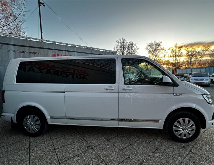 Volkswagen Caravelle Kombi 2,0 l 75 kw
