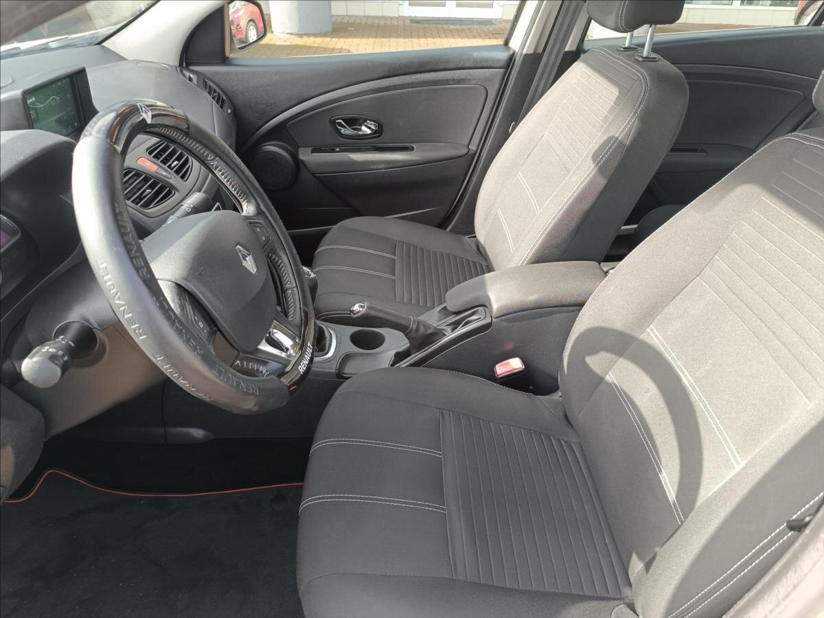 Renault Fluence Sedan 1,6 l 82 kw