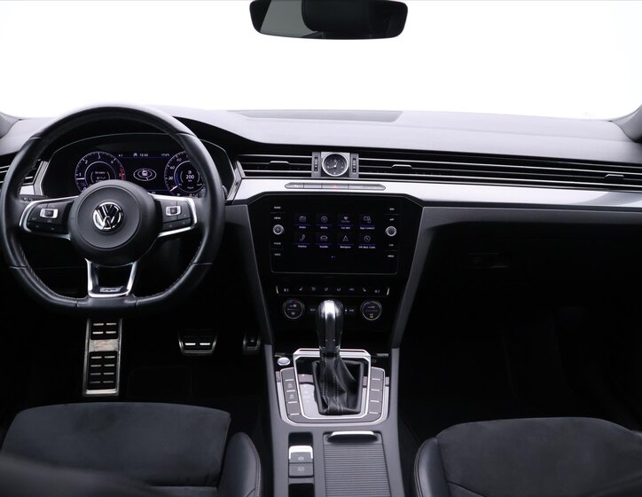 Volkswagen Arteon Liftback 2,0 l 140 kw