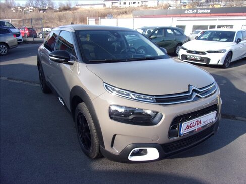 Citroën C4 Cactus Hatchback 1,2 l 81 kw