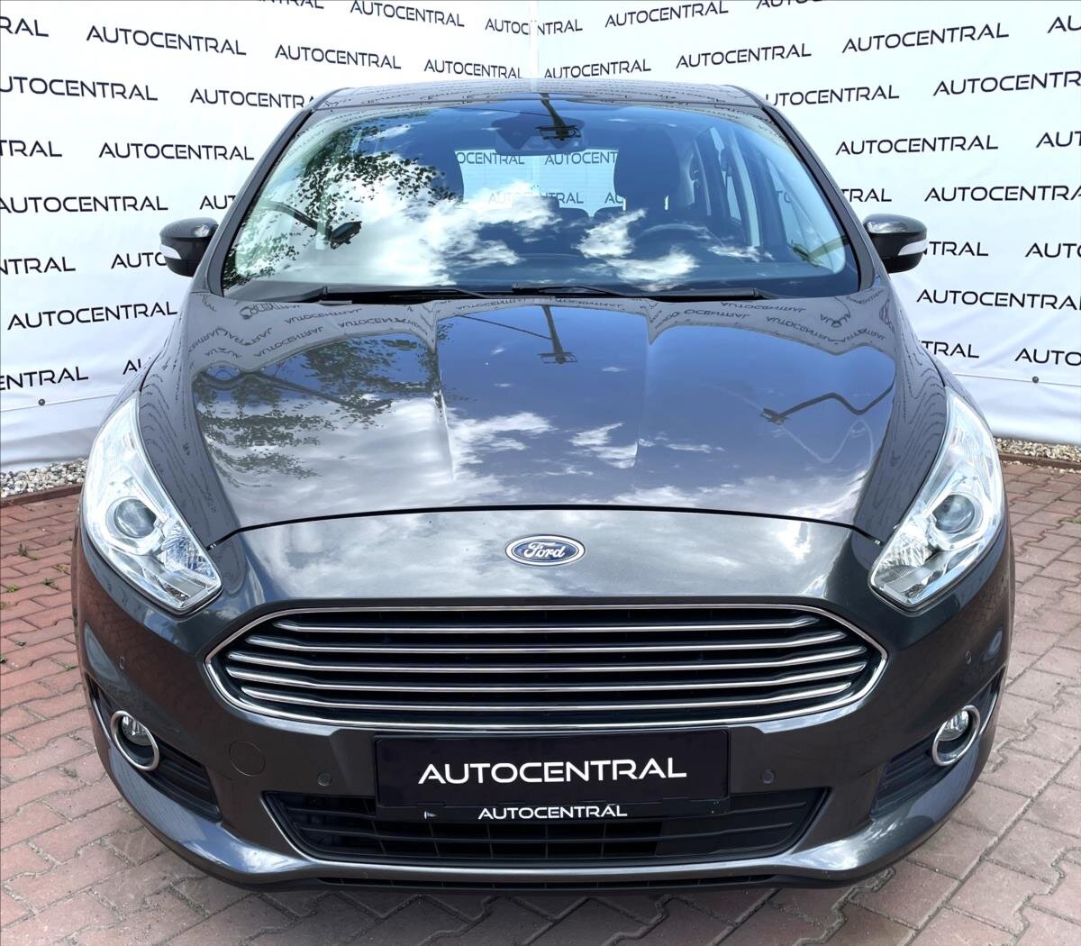 Ford S-MAX MPV 1,5 l 118 kw