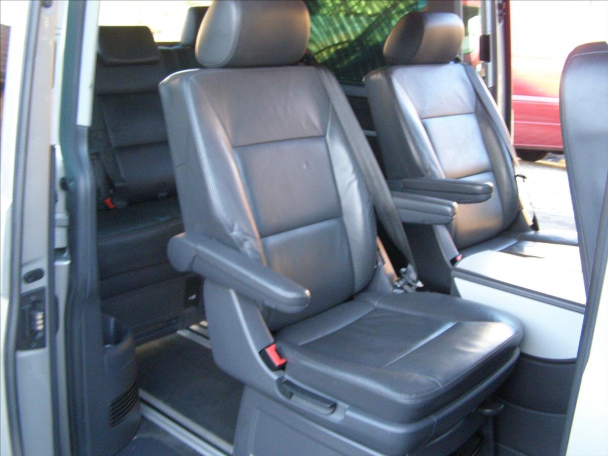 Volkswagen Multivan MPV 2,0 l 132 kw