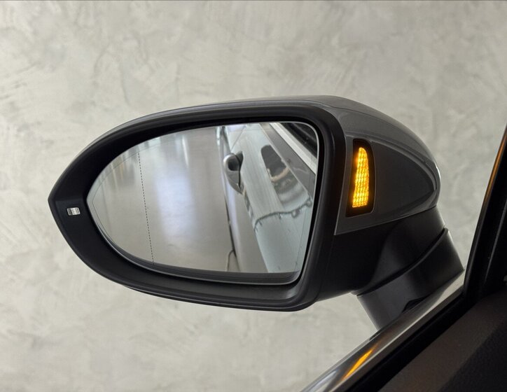 Volkswagen Passat Kombi 1,4 l 160 kw