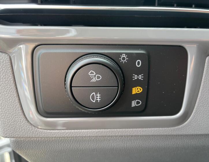 Volkswagen Caravelle 13