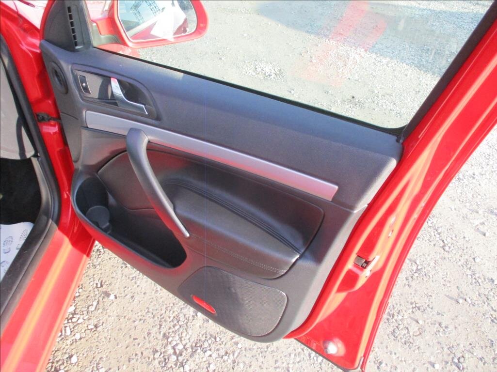 Škoda Octavia Sedan 1,4 l 90 kw