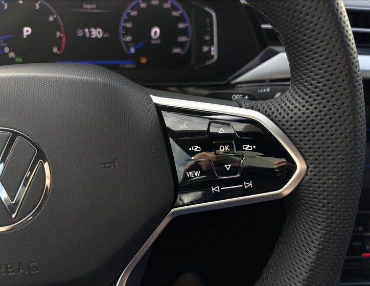 Volkswagen Arteon Liftback 2,0 l 206 kw