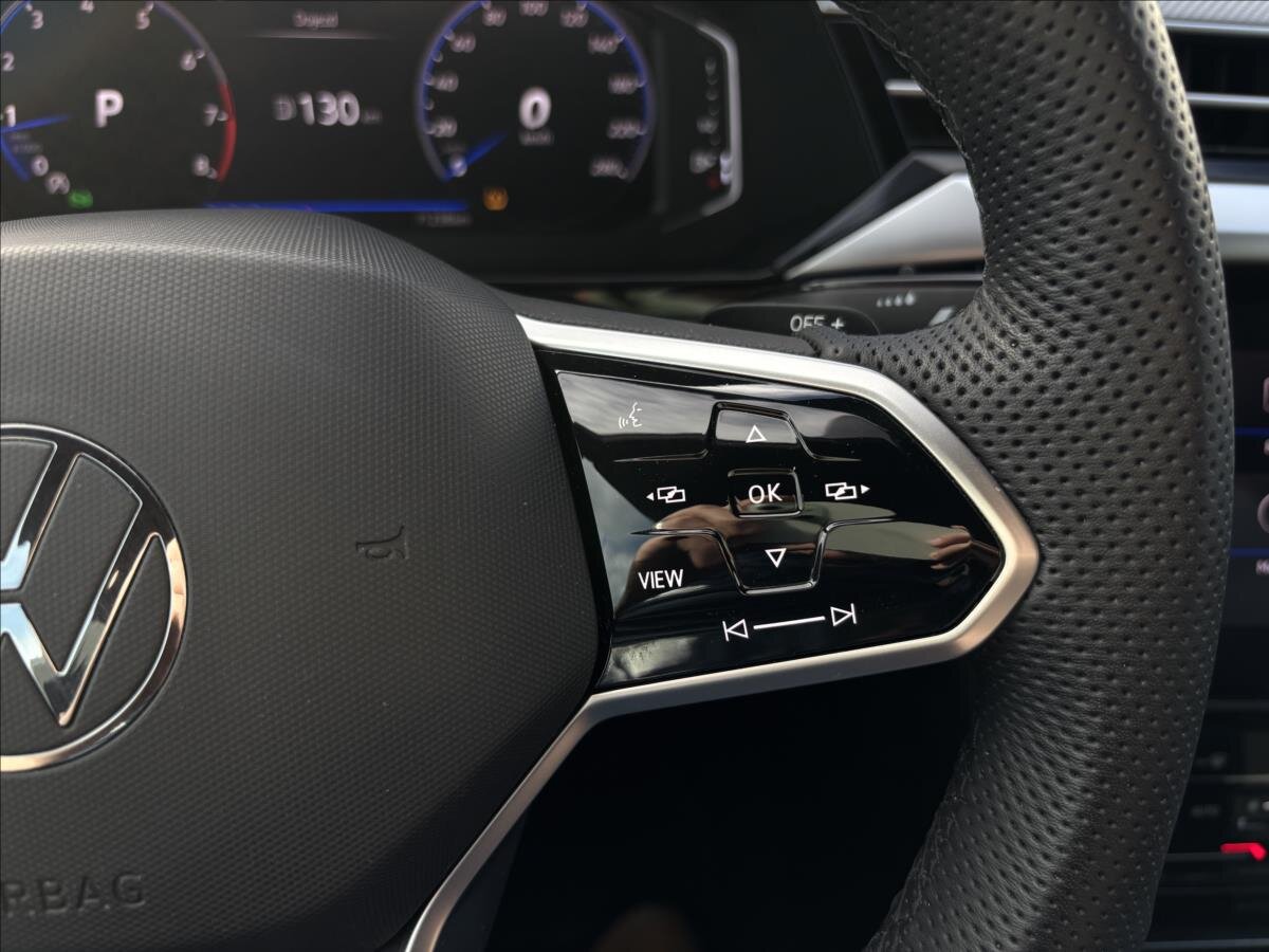 Volkswagen Arteon Liftback 2,0 l 206 kw