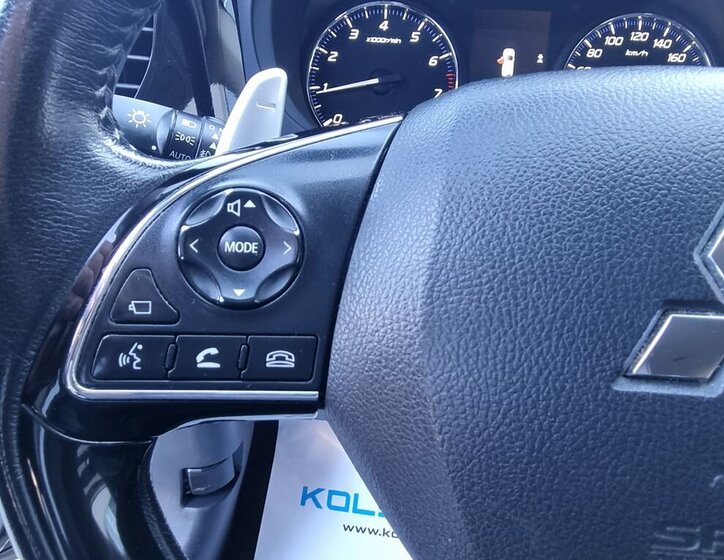 Mitsubishi Outlander SUV / Terénní 2,0 l 110 kw