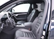 Volkswagen Touareg SUV / Terénní 3,0 l 210 kw