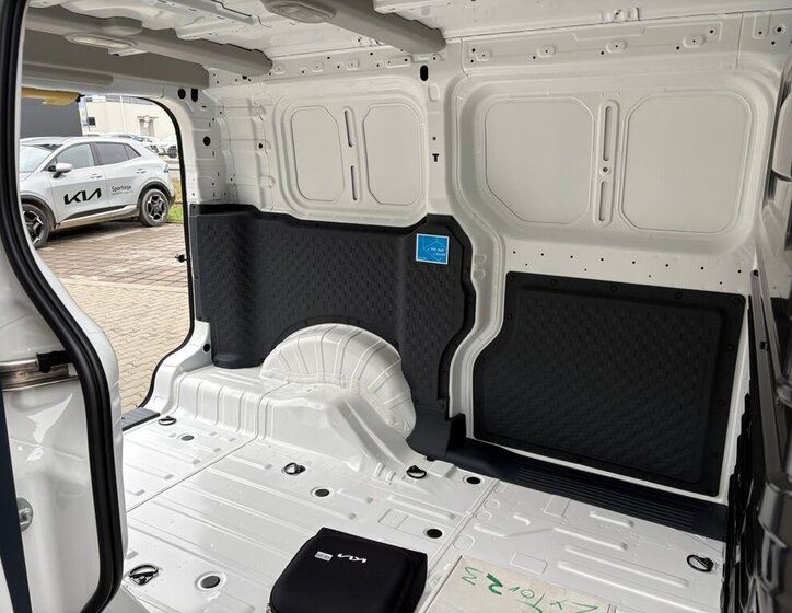 KIA PV5 Skříň 0,0 120 kw