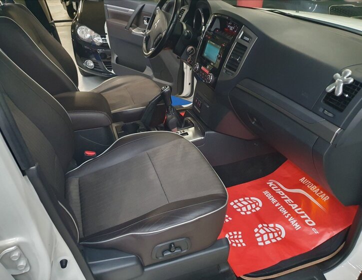 Mitsubishi Pajero Ostatní 3,2 l 147 kw