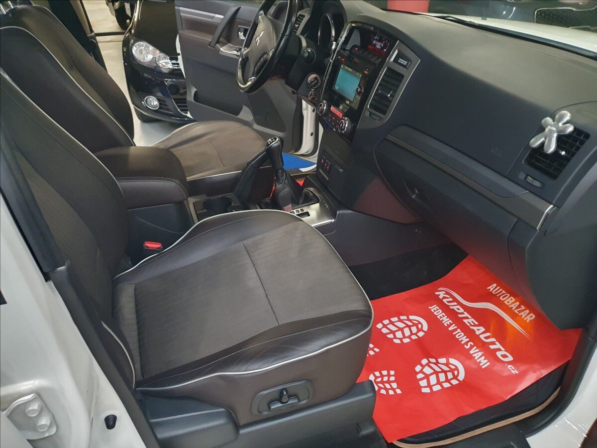 Mitsubishi Pajero Ostatní 3,2 l 147 kw