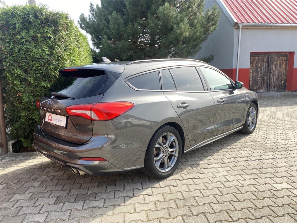 Ford Focus Kombi 1,5 l 88 kw