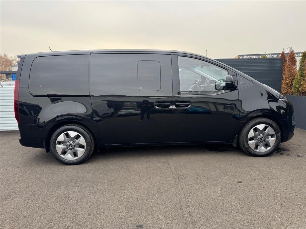 Hyundai Staria VAN / Minibus 2,2 l 130 kw