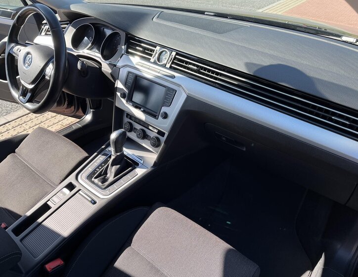 Volkswagen Passat Kombi 2,0 l 110 kw
