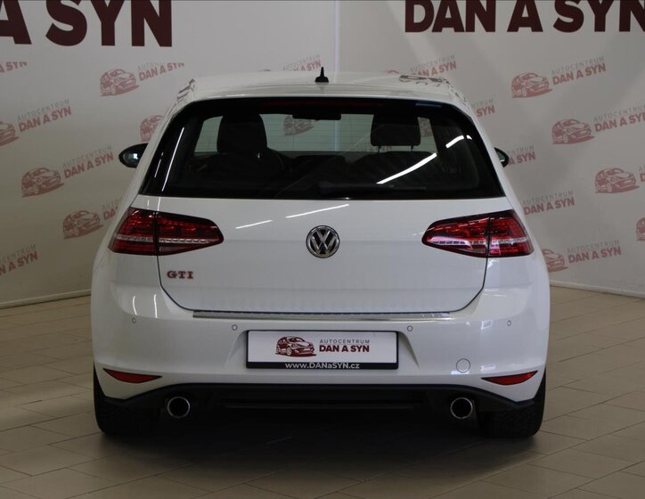 Volkswagen Golf Hatchback 2,0 l 169 kw