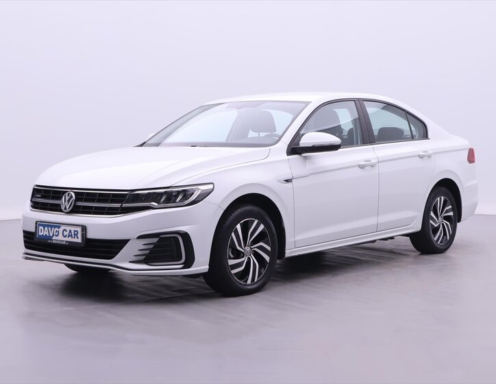 Volkswagen Bora Sedan 0,0 100 kw