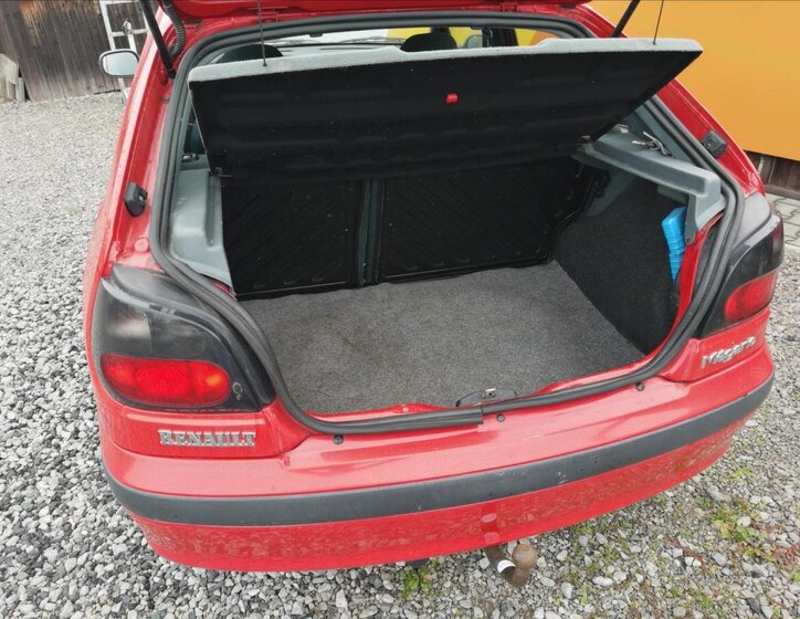 Renault Mégane Hatchback 1,4 l 51 kw