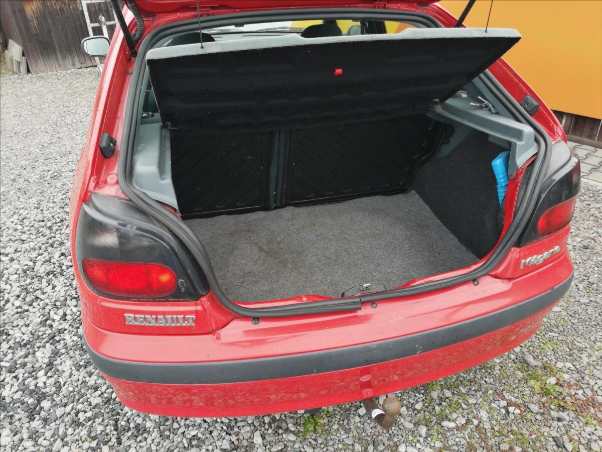 Renault Mégane Hatchback 1,4 l 51 kw