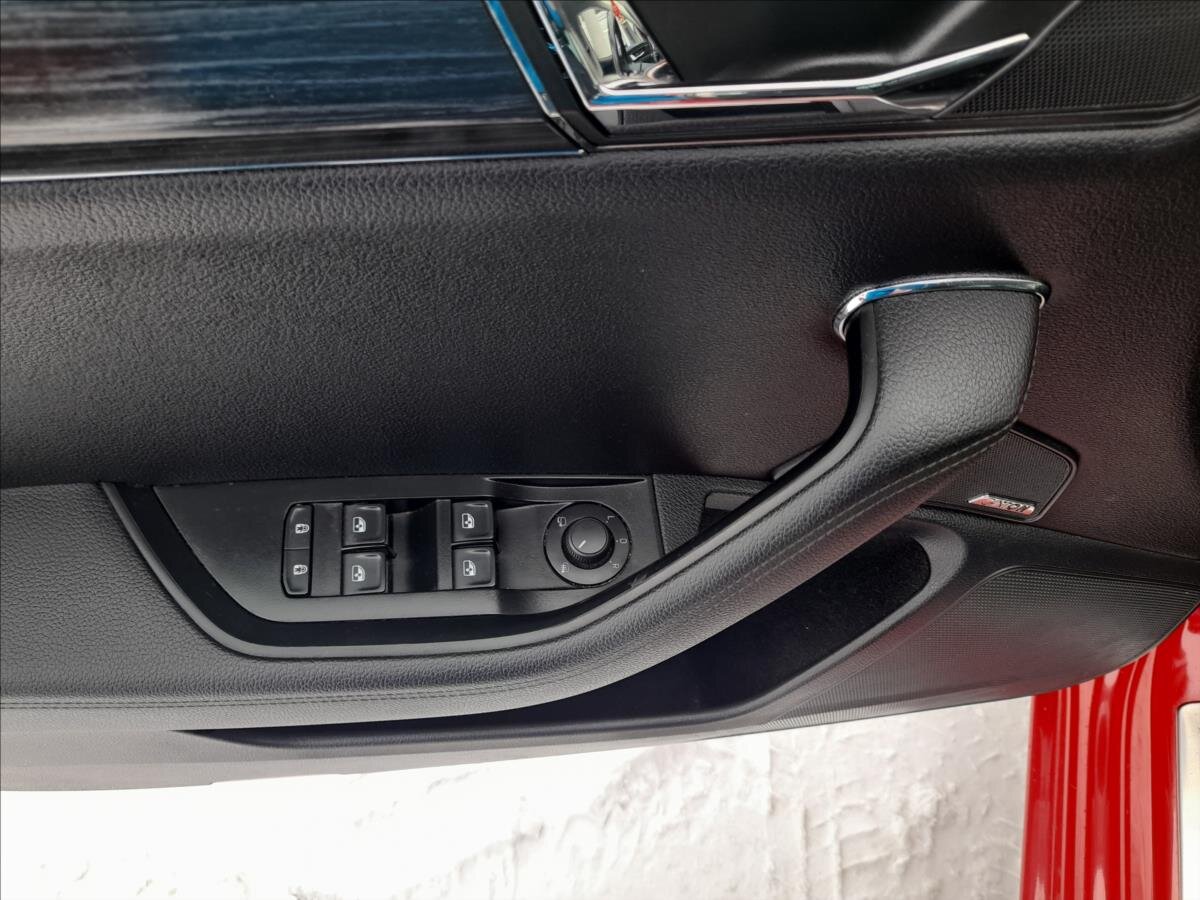 Škoda Superb Liftback 2,0 l 110 kw