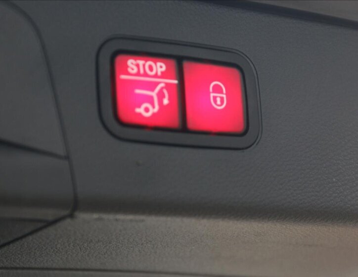 Mercedes-Benz GLC SUV 3,0 l 270 kw