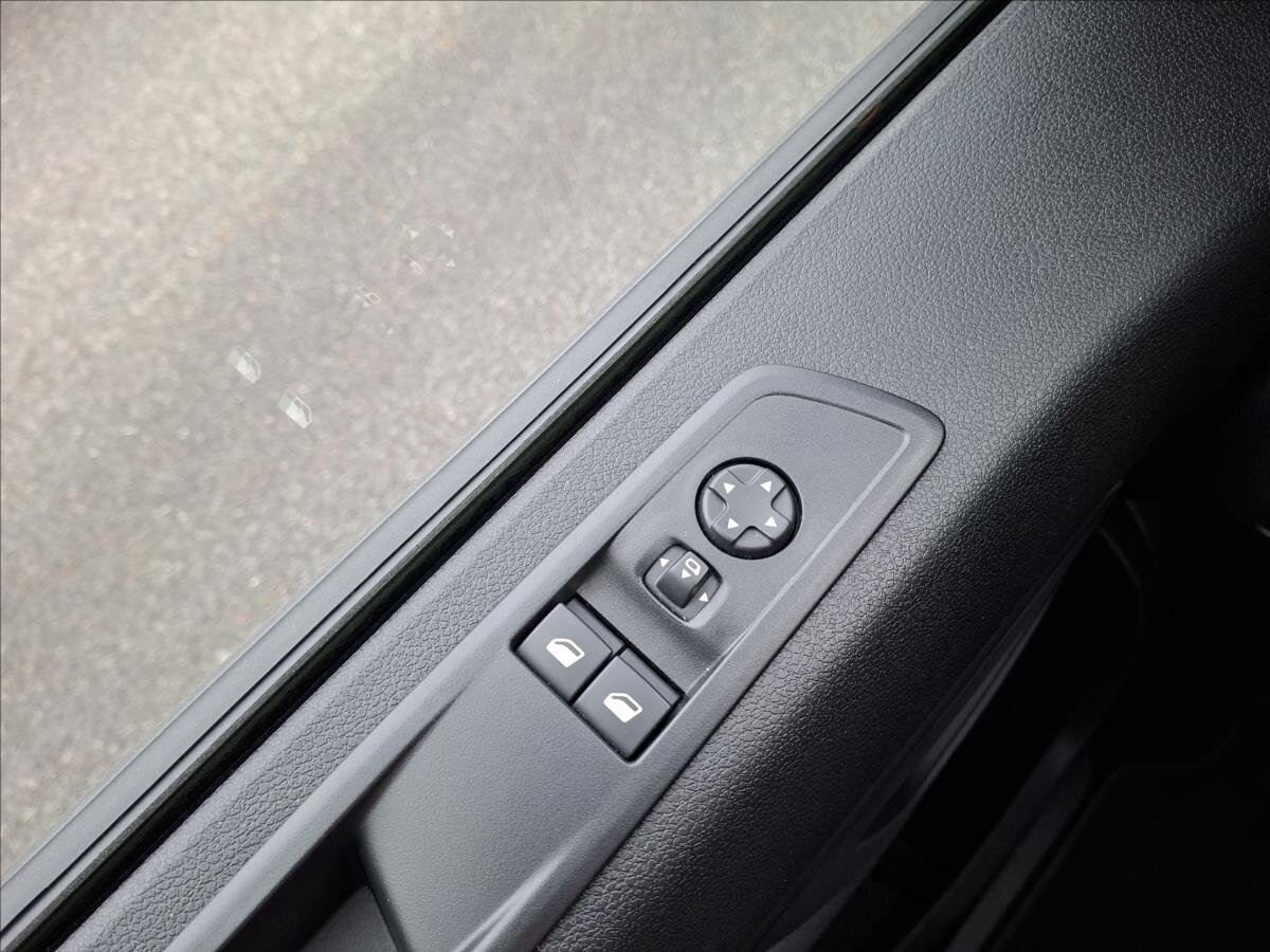 Citroën SpaceTourer MPV 2,0 l 130 kw