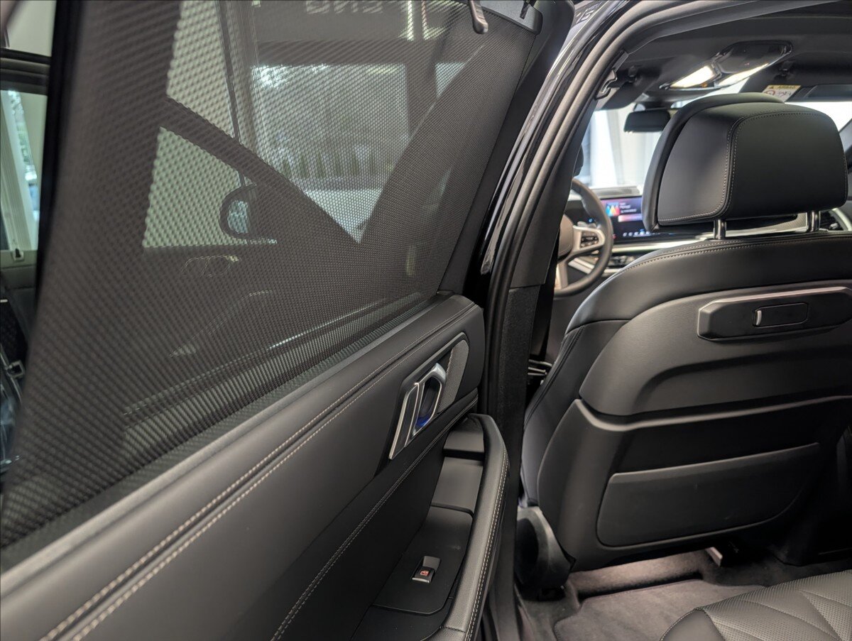 BMW X6 Sedan 3,0 l 210 kw