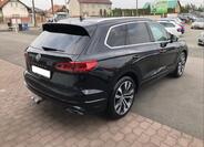 Volkswagen Touareg 4