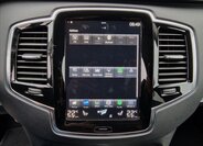 Volvo XC90 29