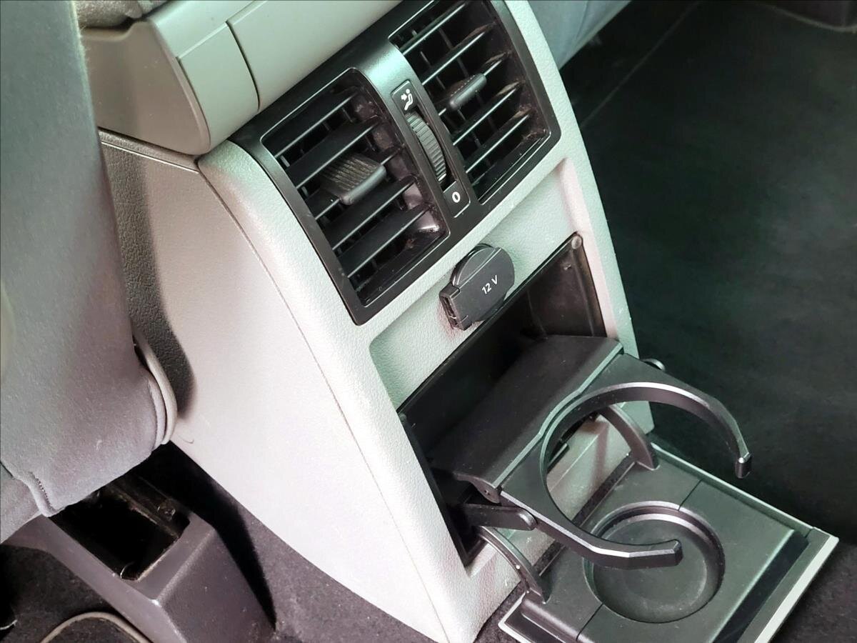 Volkswagen Touran Kombi 1,4 l 103 kw