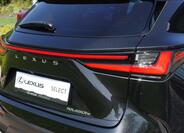 Lexus NX 450h plus 38