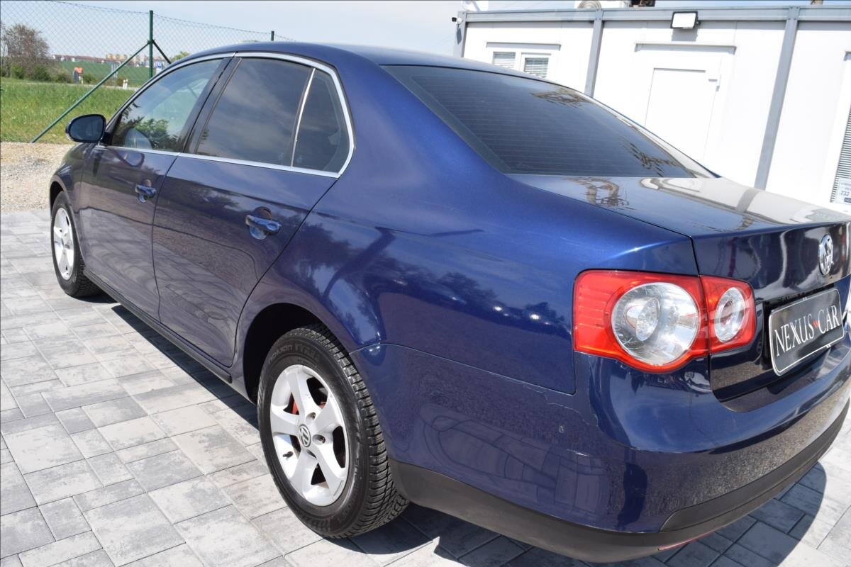 Volkswagen Jetta Sedan / Limuzína 1,9 l 77 kw