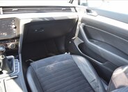 Volkswagen Passat 33