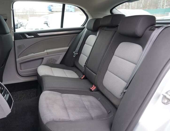 Škoda Superb Sedan 1,8 l 118 kw