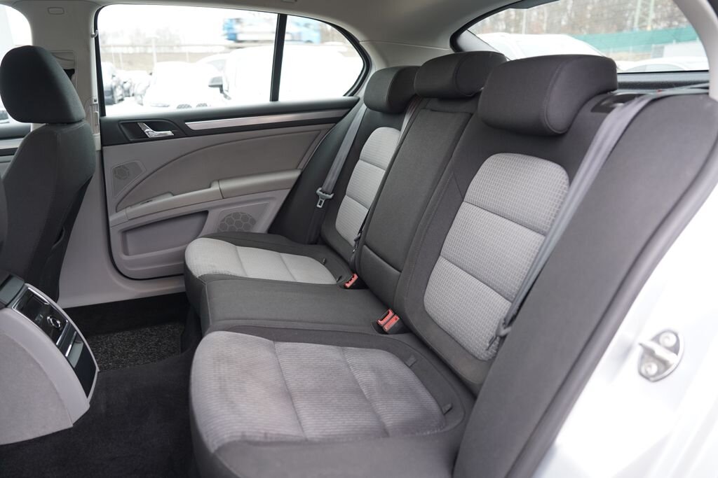 Škoda Superb Sedan 1,8 l 118 kw