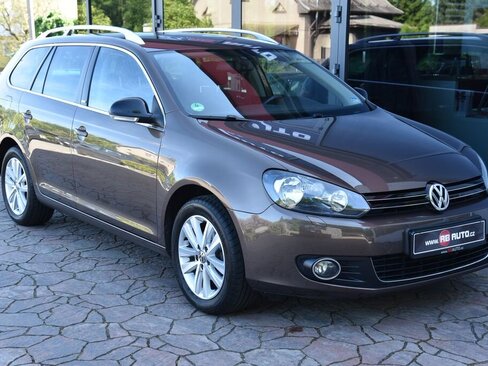 Volkswagen Golf Kombi 1,2 l 77 kw