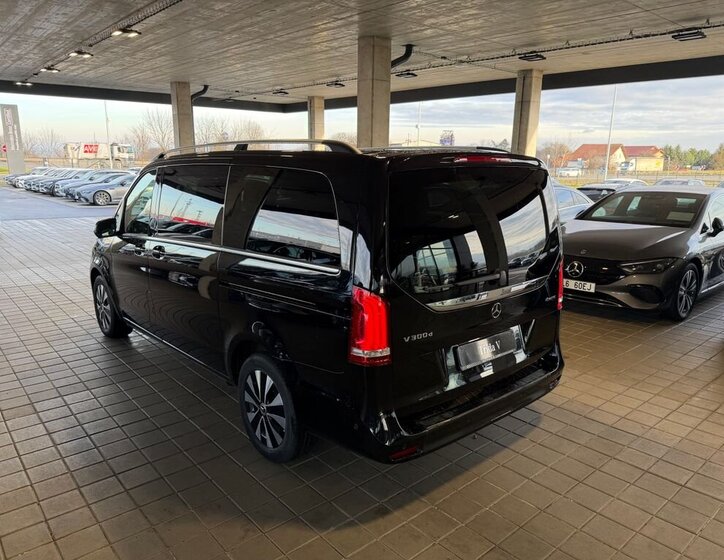 Mercedes-Benz Třídy V 7