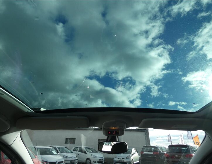 Peugeot 3008 MPV 1,6 l 88 kw