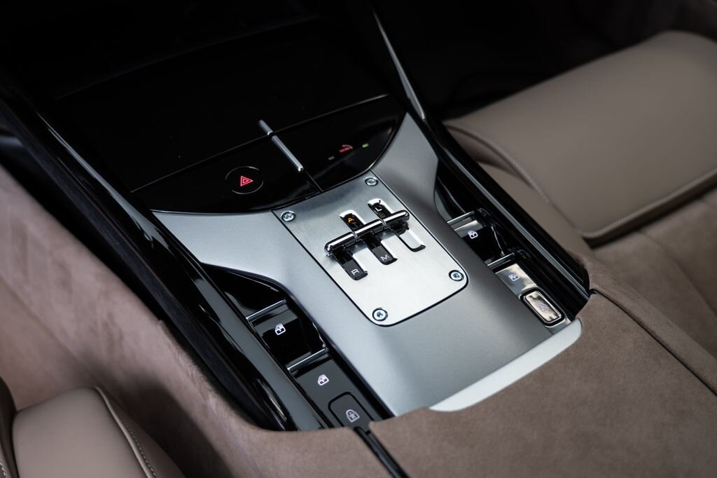 Ferrari Ostatní SUV / Terénní 6,5 l 529 kw