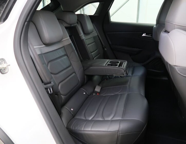 Citroën C5 X Kombi 1,6 l 133 kw