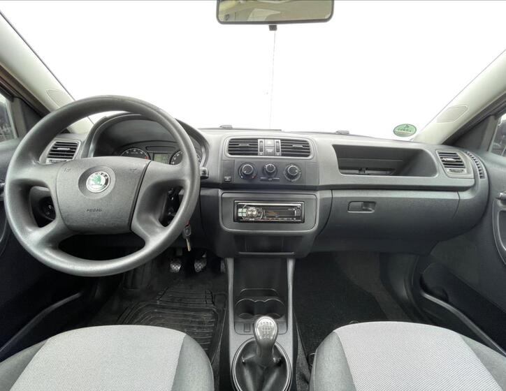 Škoda Fabia 16