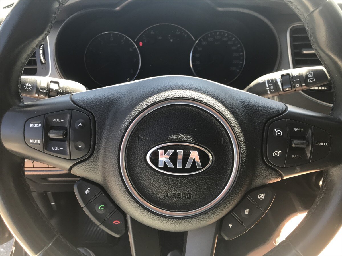 KIA Carens Kombi 1,6 l 99 kw