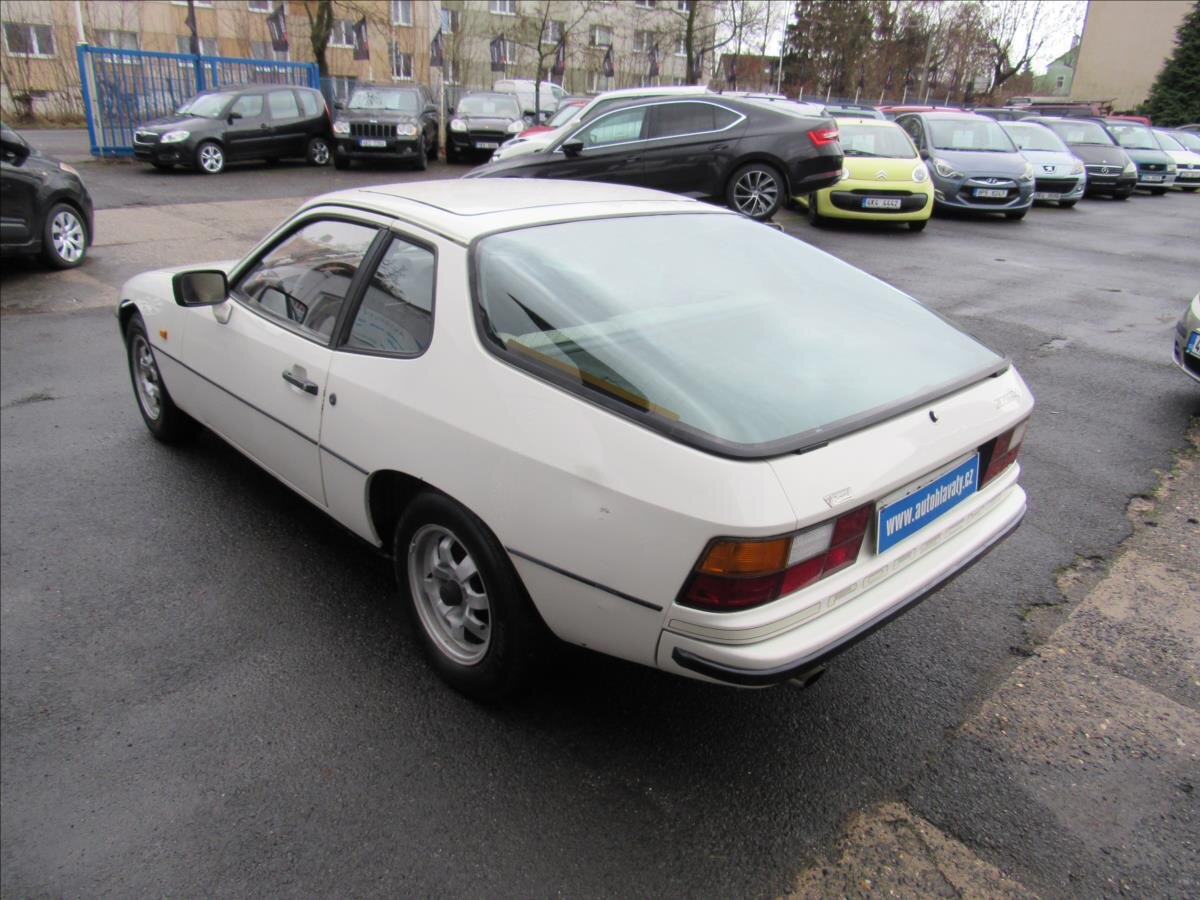 Porsche 924 Kupé 2,0 l 92 kw