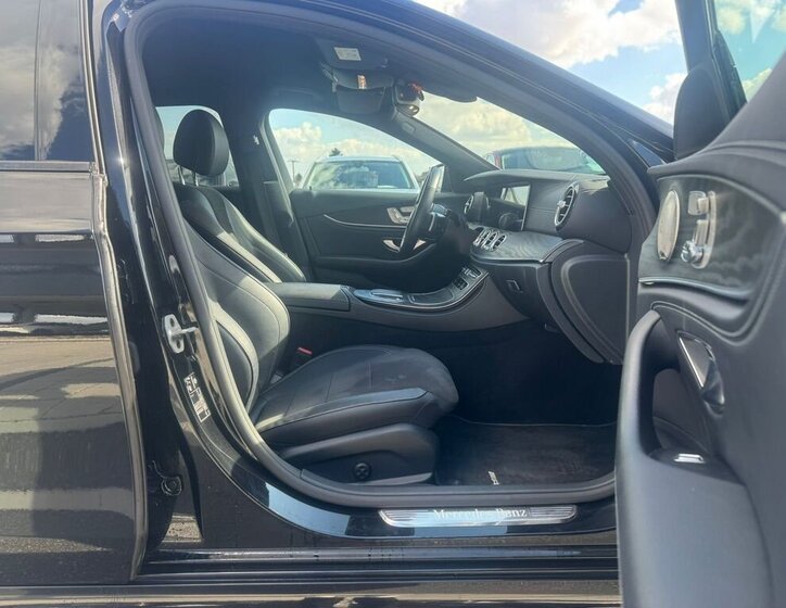 Mercedes-Benz Třídy E Sedan / Limuzína 2,0 l 143 kw